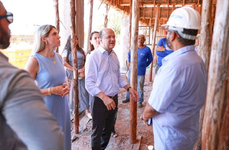 7d623b5c9cc472f4f9fc754639e5b8e8 Barbosinha entrega pacote de obras na região Cone Sul