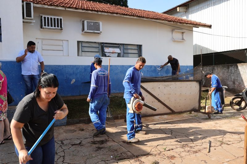 WhatsApp-Image-2025-01-27-at-09.24.28-1-800x533-1 Mutirão da Prefeitura envolve secretariado e revitaliza Posto de Saúde do Izidro Pedroso
