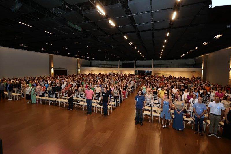 FROT2888-800x533-1 Prefeitura inicia jornada pedagógica com formação continuada de professores