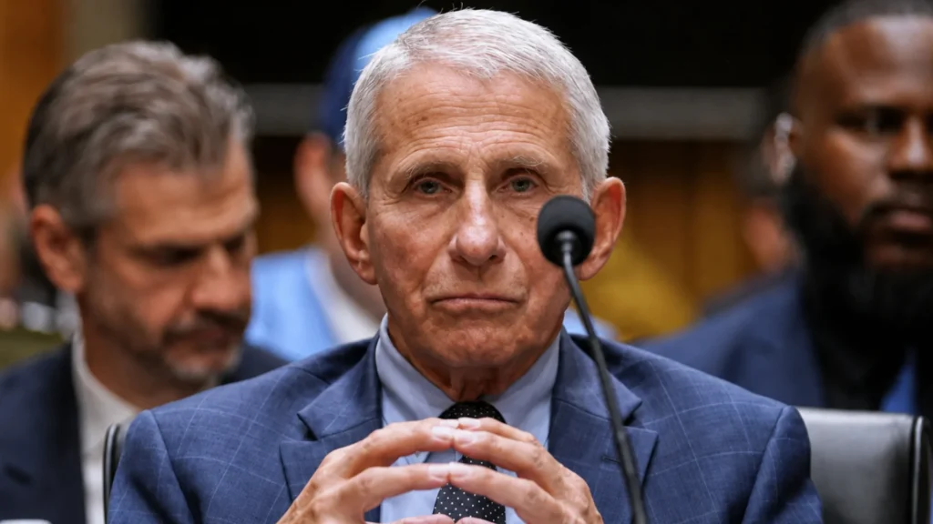 Anthony Fauci invoca Quinta Emenda em depoimento ao Congresso dos EUA