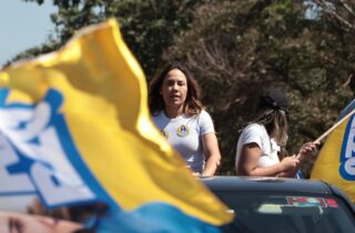 Candidatos do PL realizam adesivaço e carreata na Avenida Afonso Pena em Campo Grande