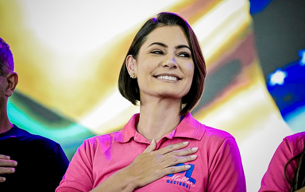 Michelle Bolsonaro confirma candidatura ao Senado pelo Distrito Federal