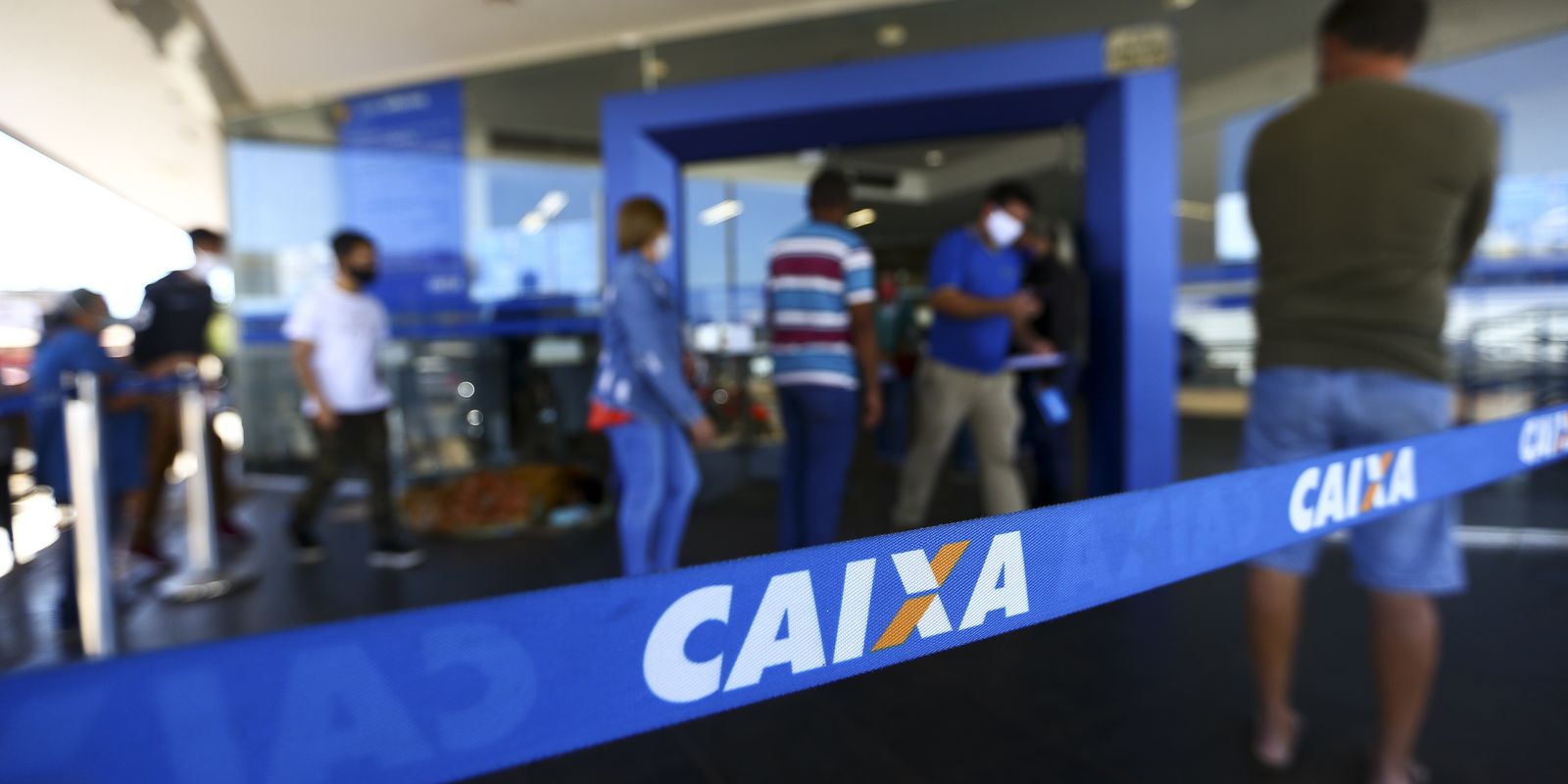 Caixa conclui repasses de setembro do Bolsa Família para NIS final 0