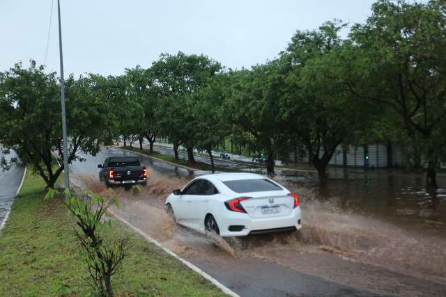 Campo Grande supera média de chuva para setembro em apenas 12 horas