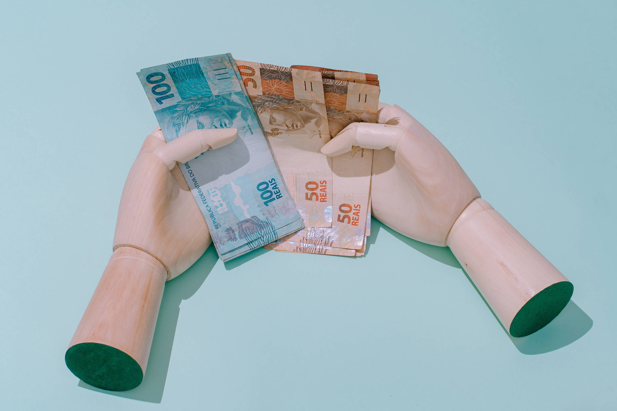 Custo de vida sobe para quem ganha acima de R$ 100 mil, apontam dados