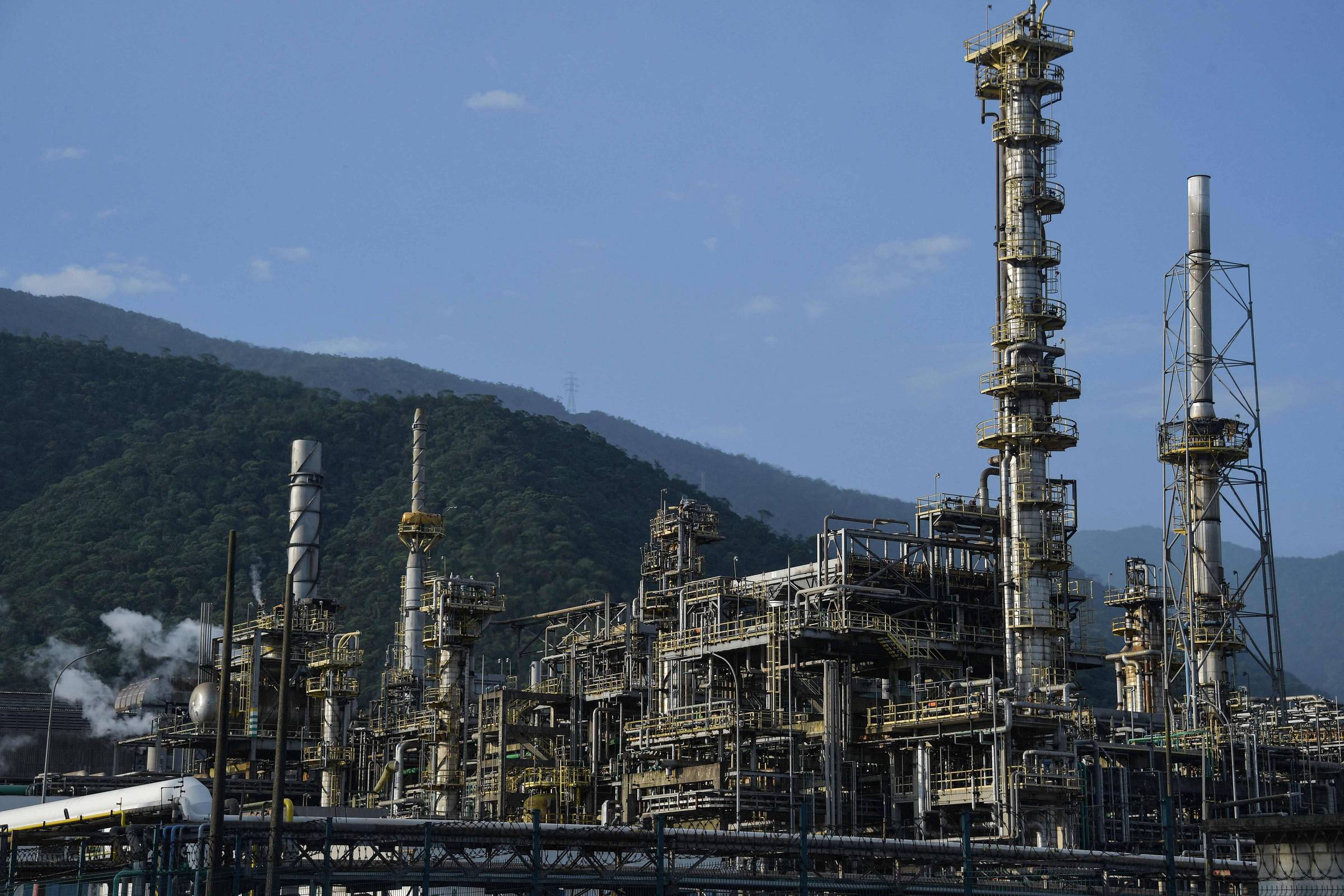 Petrobras adia início de operação de unidades exclusivas de SAF para 2030