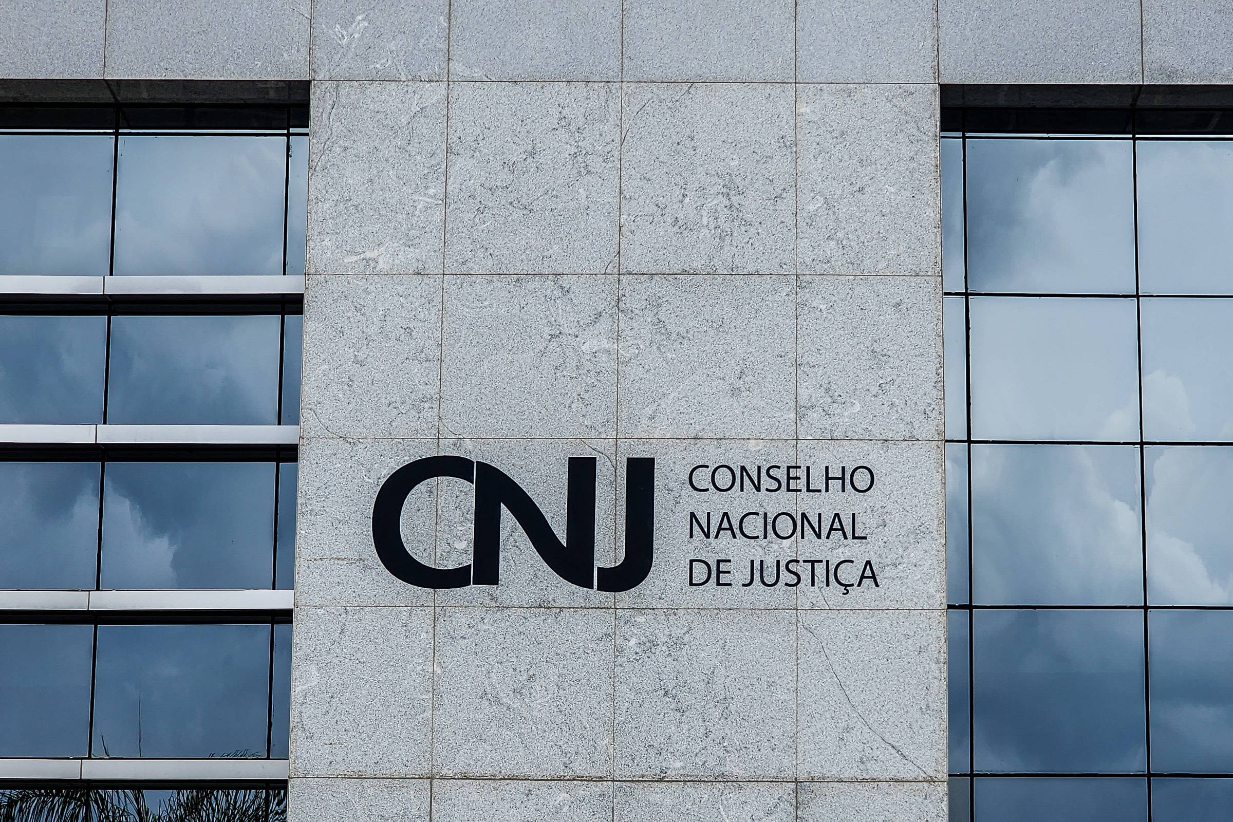 Gastos do Poder Judiciário batem recorde histórico e chegam a R$ 164,6 bilhões em 2025
