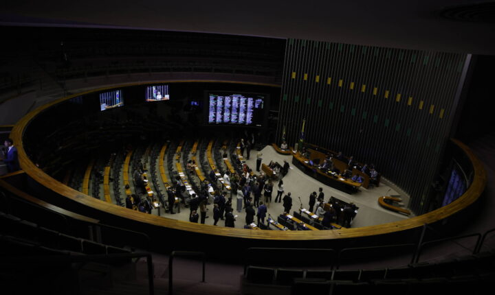 Maioria dos presidenciáveis apoia reforma tributária com foco em ajustes pontuais