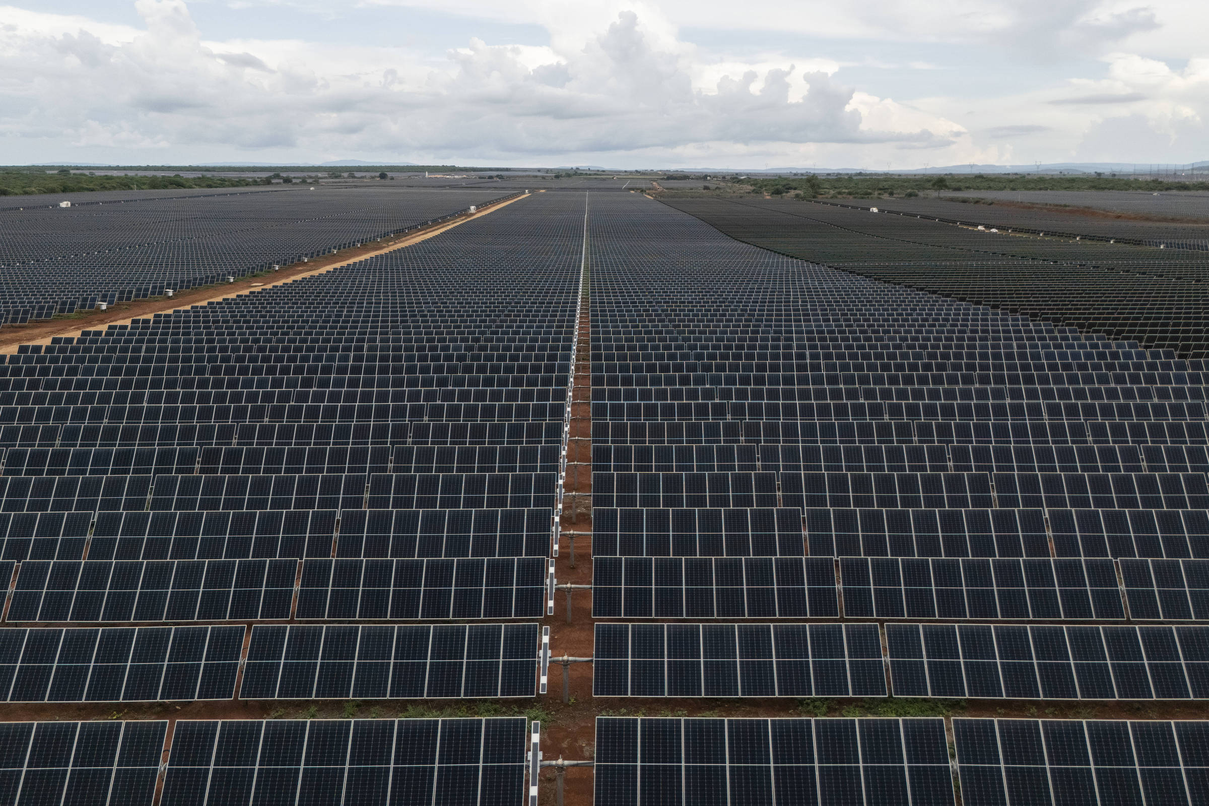 Pressão dos EUA faz bancos de desenvolvimento repensarem metas de financiamento climático