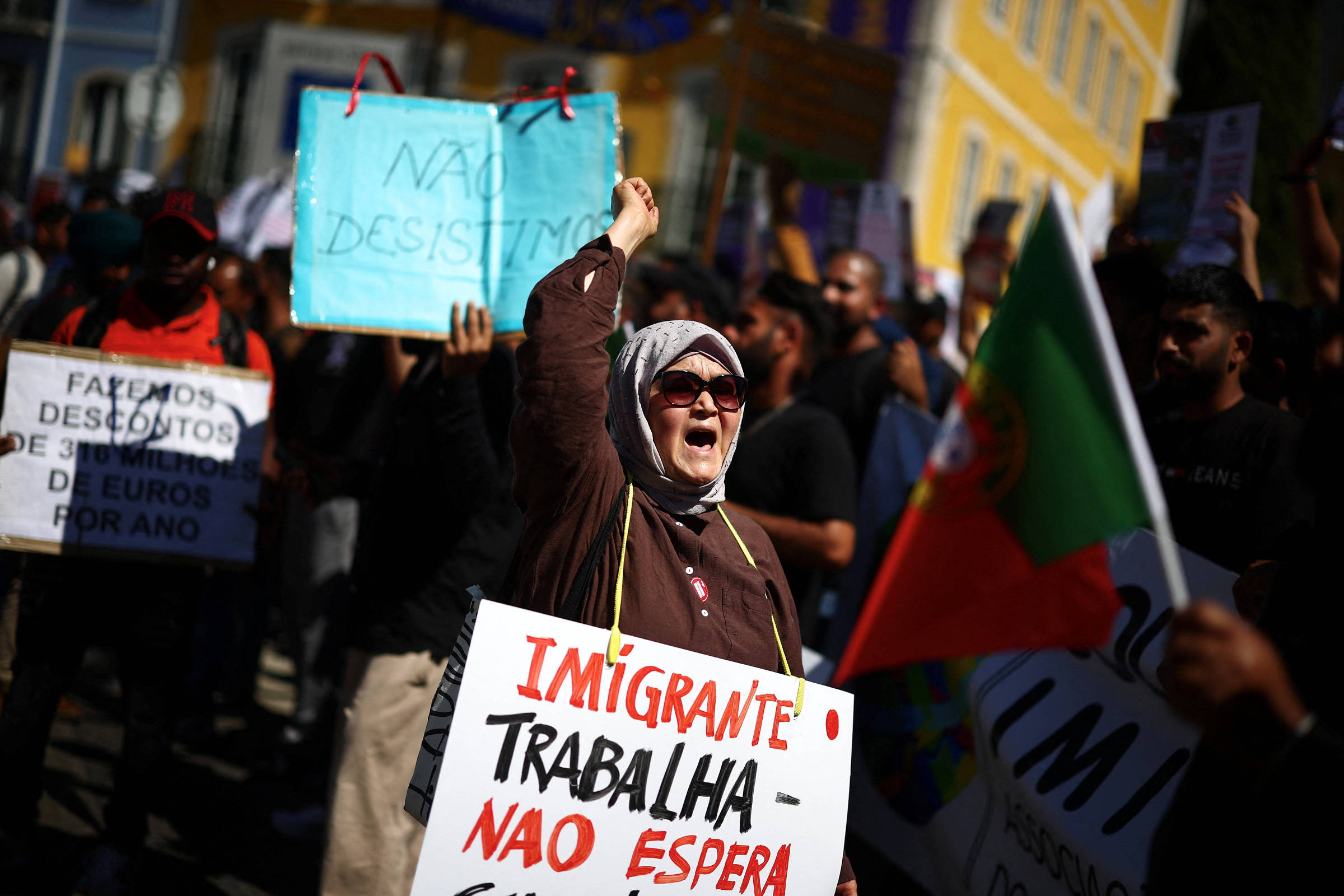 Aumento de 52% no número de brasileiros que buscam apoio para deixar Portugal no primeiro semestre