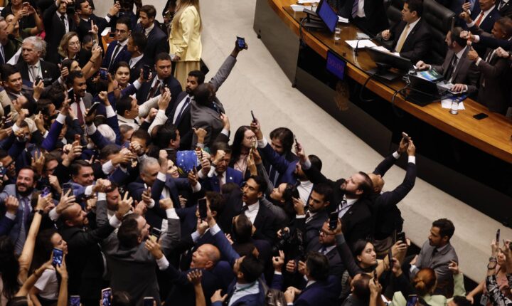 Datafolha aponta que 37% dos eleitores avaliam o Congresso Nacional como ruim ou péssimo