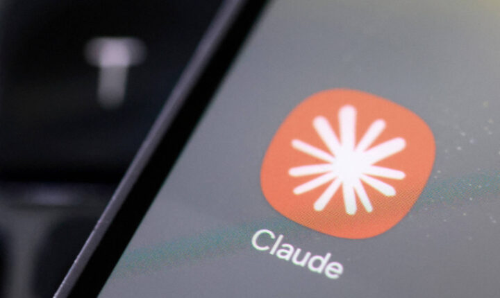 Anthropic mira consultores financeiros com nova ferramenta do Claude