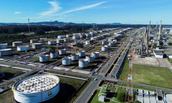 Produtores do RS relatam falta de diesel e temem impacto no plantio