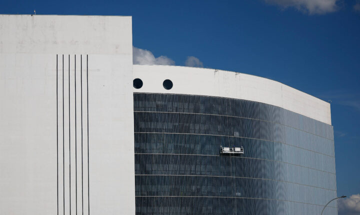 TSE avalia à Procuradoria que chatbots de IA mantêm postura responsável nas eleições