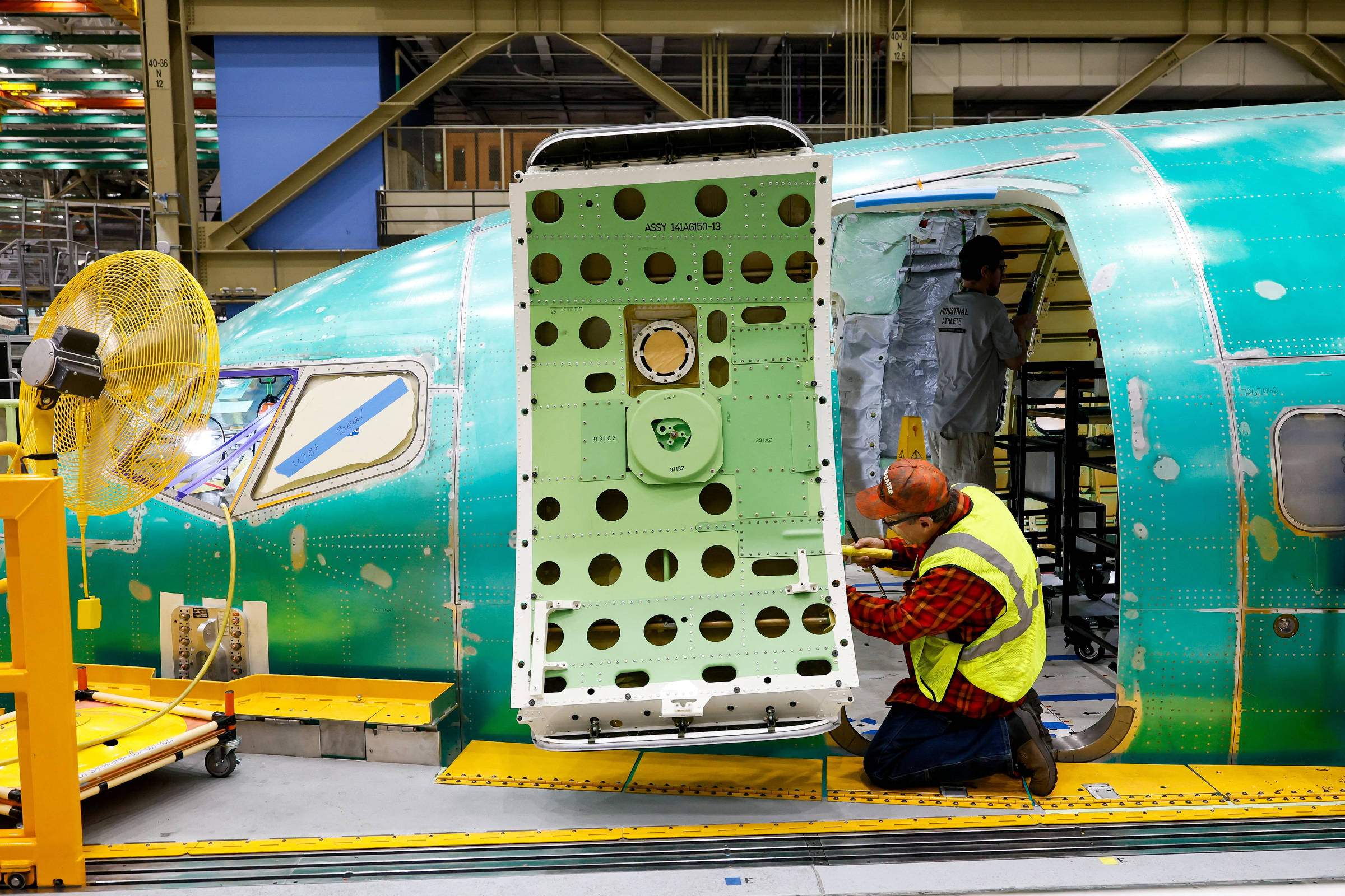 Boeing identifica falha de software no 737 Max que pode causar atrasos