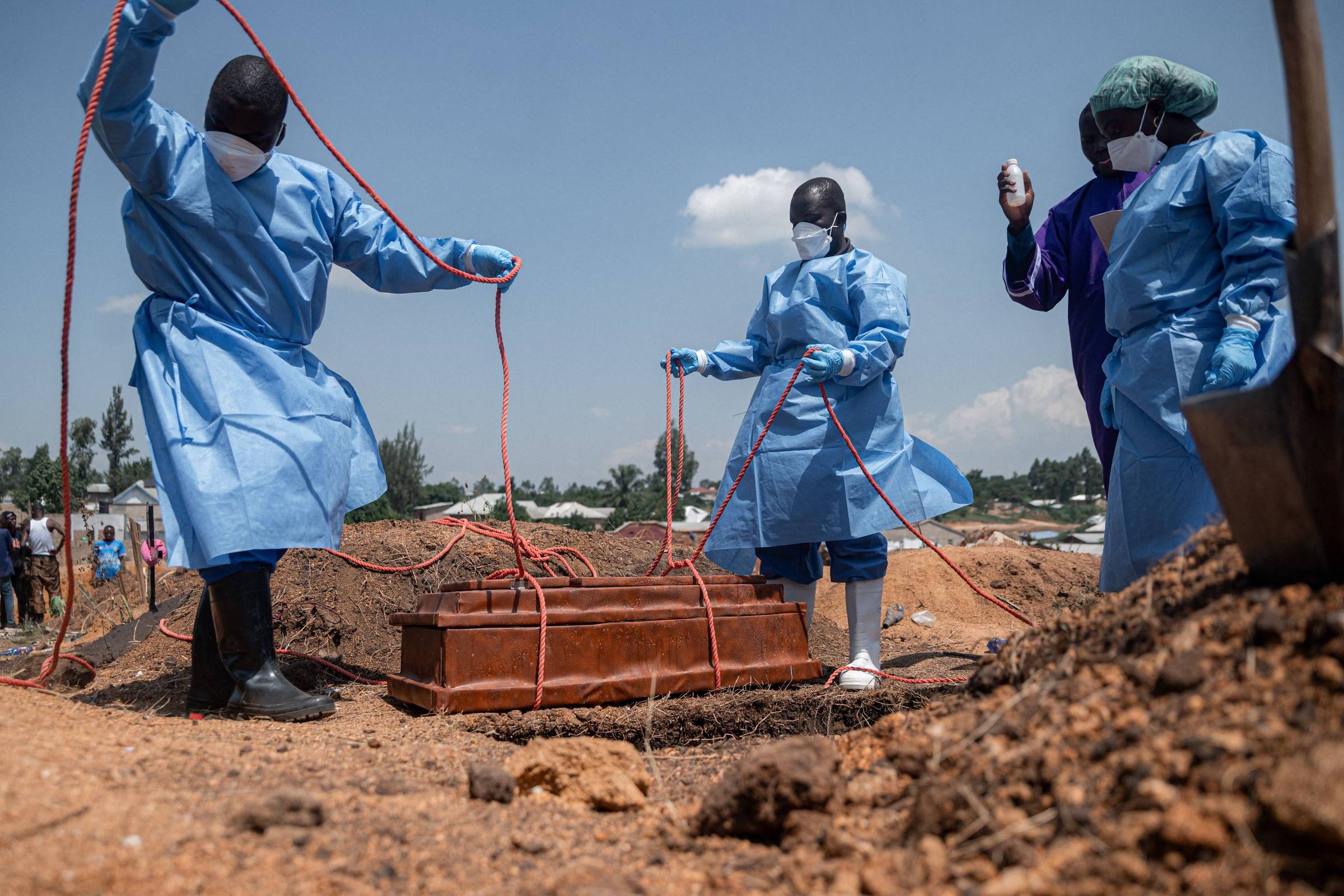 Surto de ebola na República Democrática do Congo teria começado meses antes do anúncio oficial