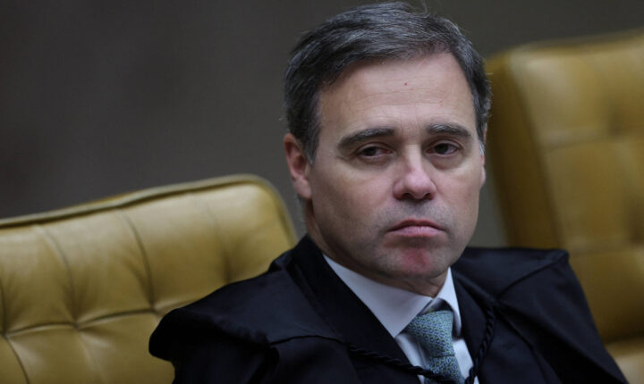 Mendonça retira sigilo de investigação sobre ‘Dark Horse’ e processos do caso Master