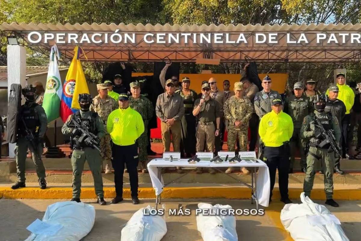 A estratégia do presidente da Colômbia por trás de imagens polêmicas entre cadáveres