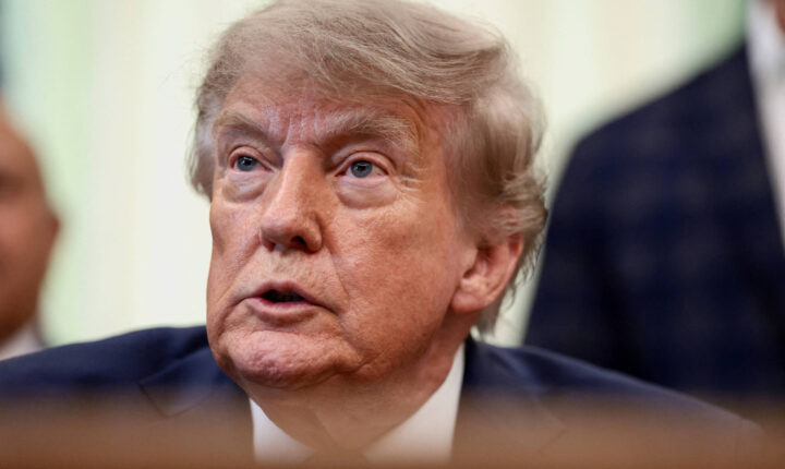 Suprema Corte dos Estados Unidos rejeita pedido de Trump para limitar voto por correio