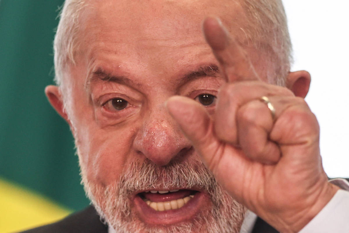 Campanha de Lula na TV questiona capacidade de Flávio Bolsonaro no combate ao crime