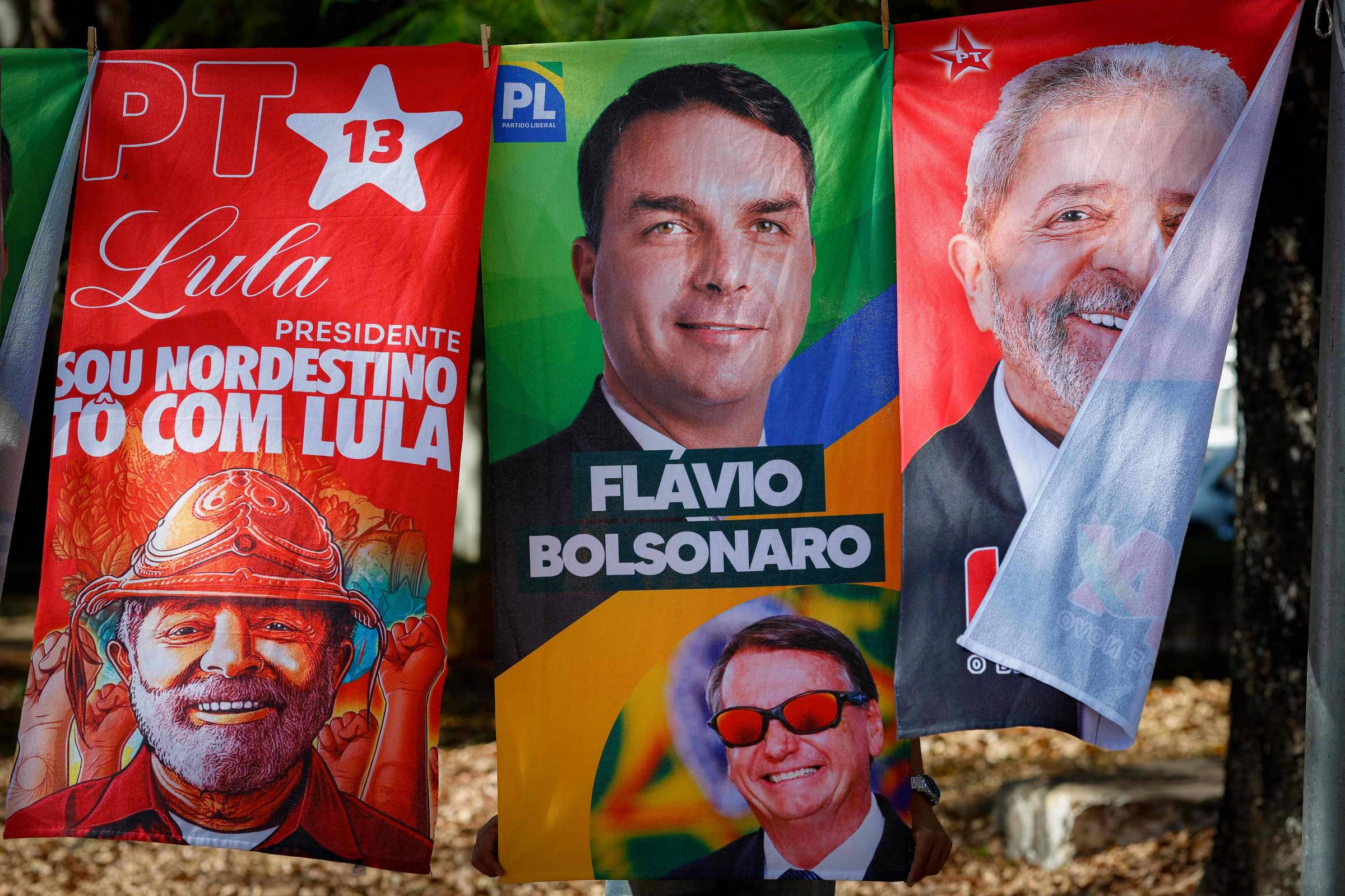Flávio lidera com 47% ante 42% de Lula em SP, aponta Datafolha; MG tem empate
