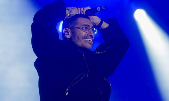 Criolo prova que seu rap, rico e incisivo, não envelheceu em nada no Coala Festival