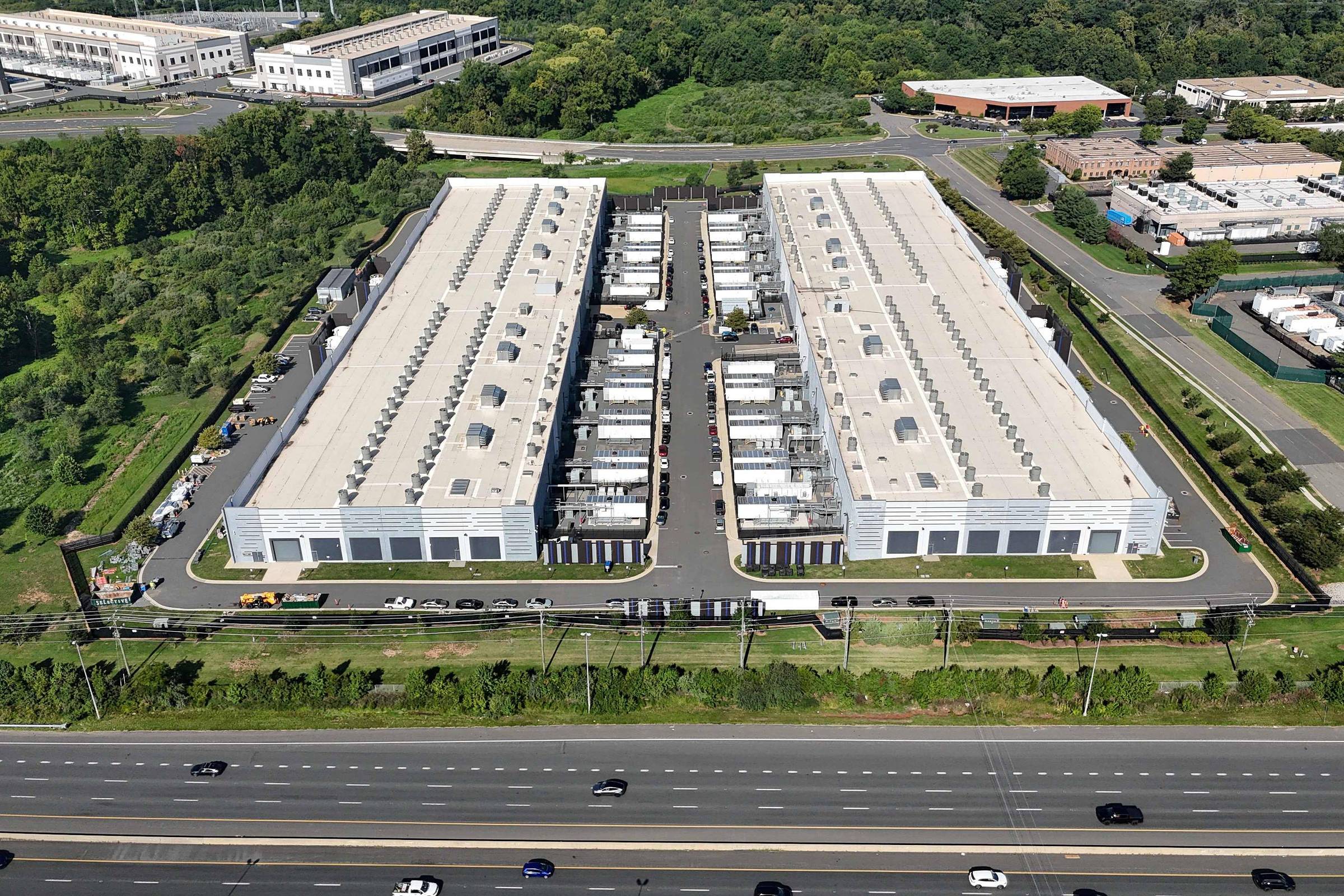 Crescimento de data centers de IA nos EUA exigirá investimentos de US$ 110 bilhões em energia
