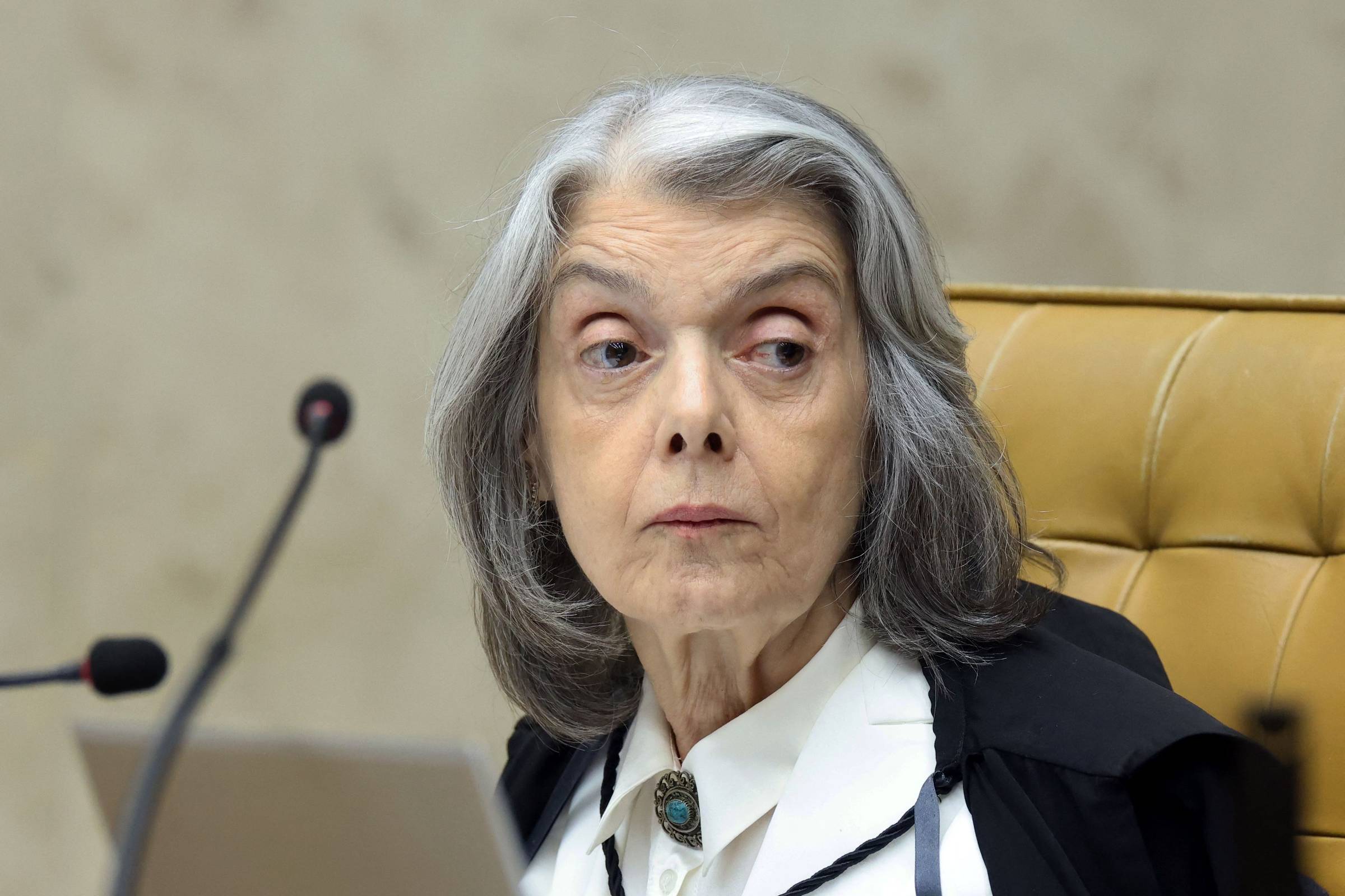 Cármen Lúcia é vista como ‘voz sensata’ do STF nas redes sociais, que reprovam maioria dos ministros