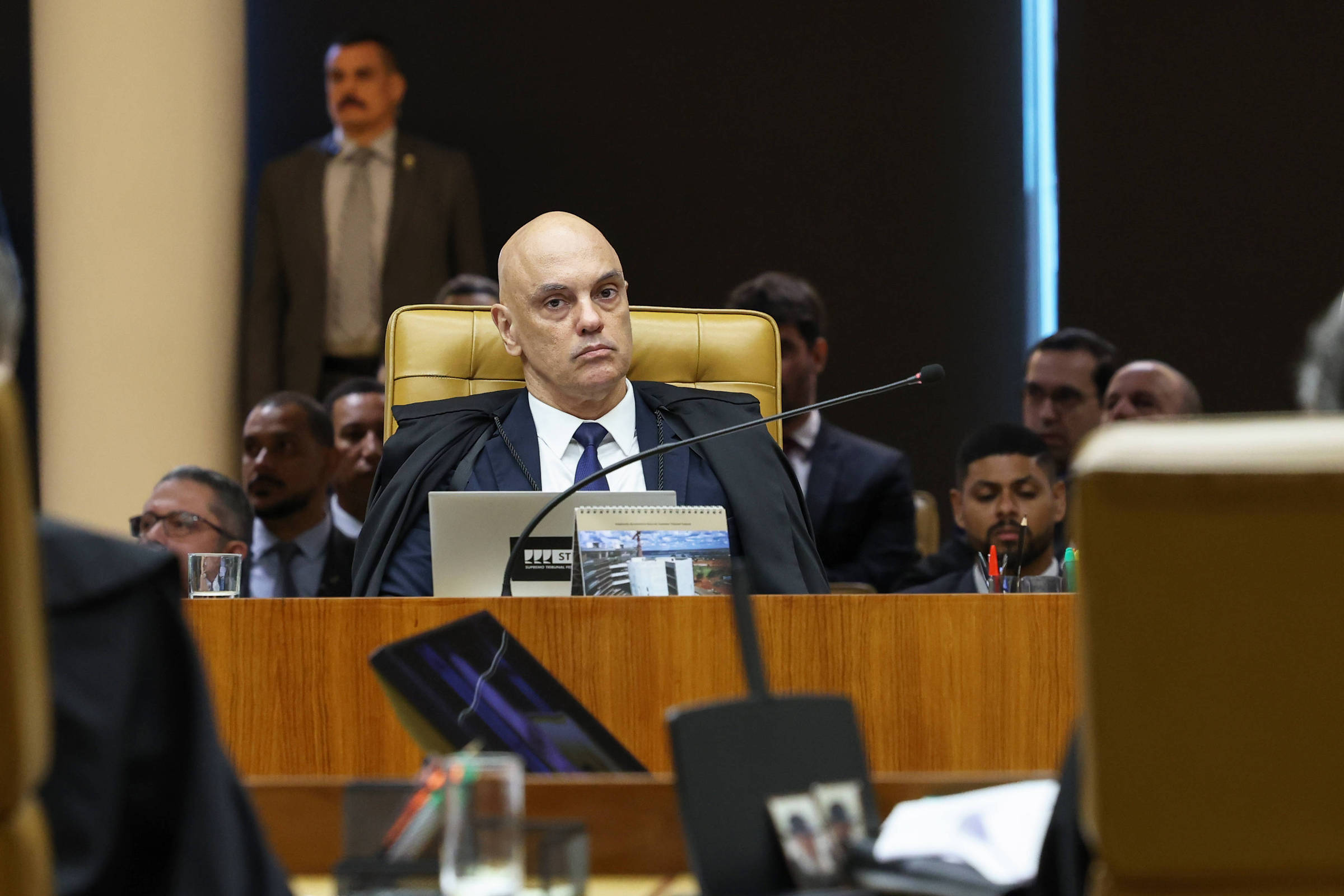 Apoio do PT a Alexandre de Moraes pode custar a eleição de Lula, aponta análise