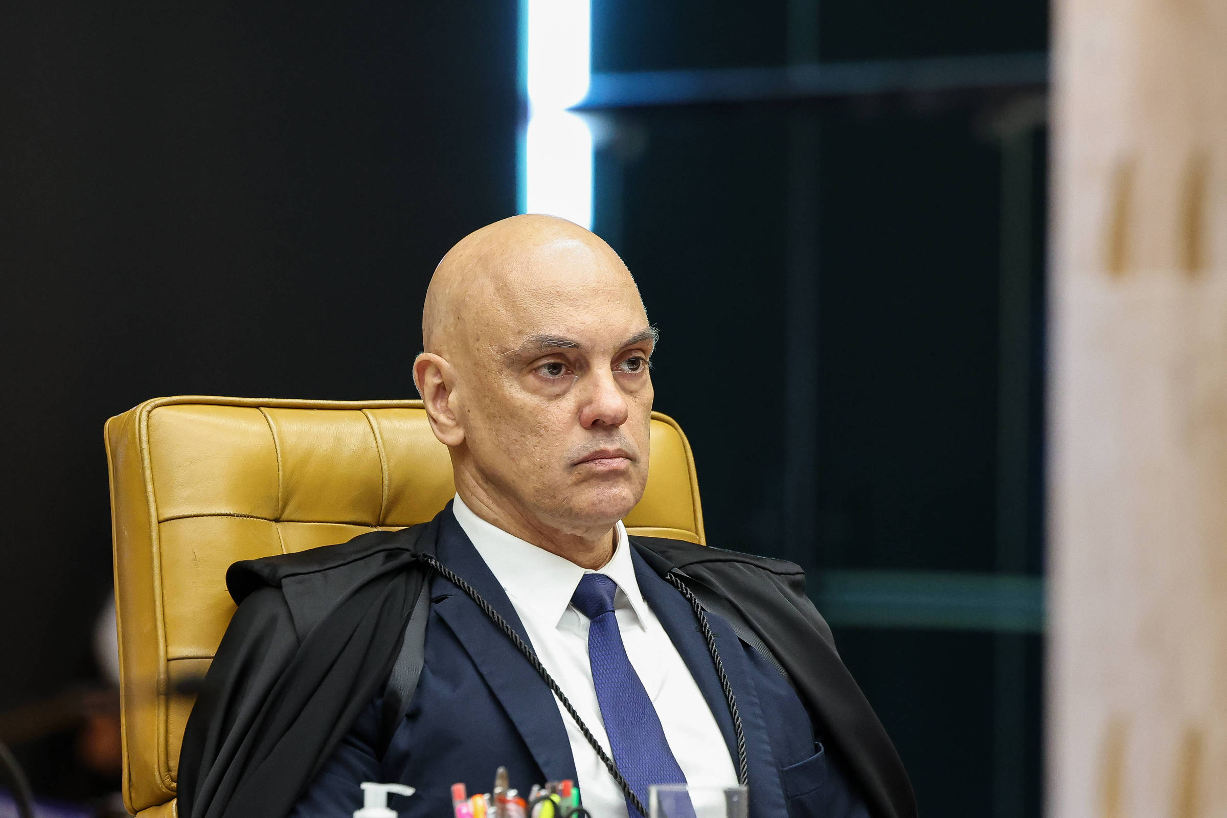 Moraes se defende no STF, questiona Fachin e aponta divergência em prazos concedidos a Mendonça