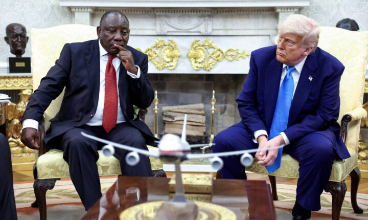 Estados Unidos impõem restrições de vistos a sul-africanos sob acusação de discriminação contra brancos
