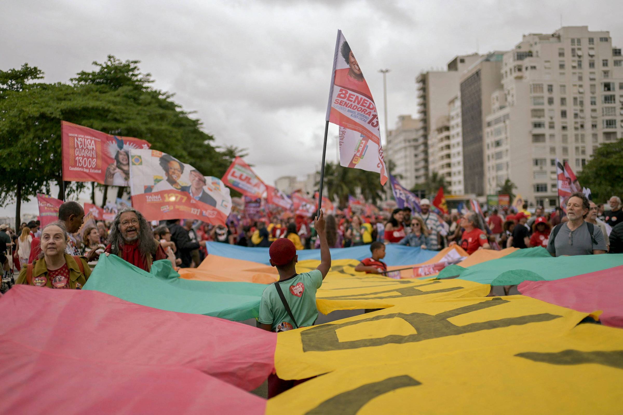Concentração de recursos: metade da verba pública para deputados federais fica com 7% dos candidatos