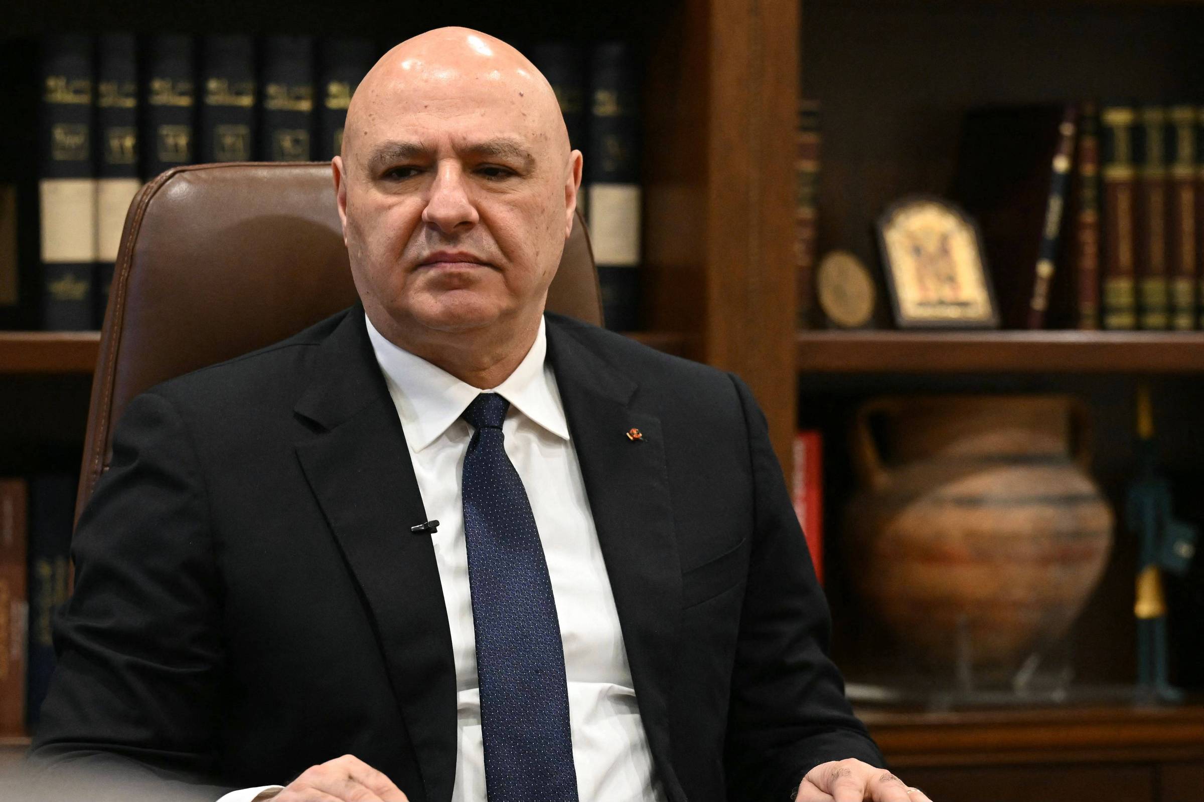 Líbano quer acordo de segurança com Israel e desarmamento do Hezbollah sem confronto, diz presidente