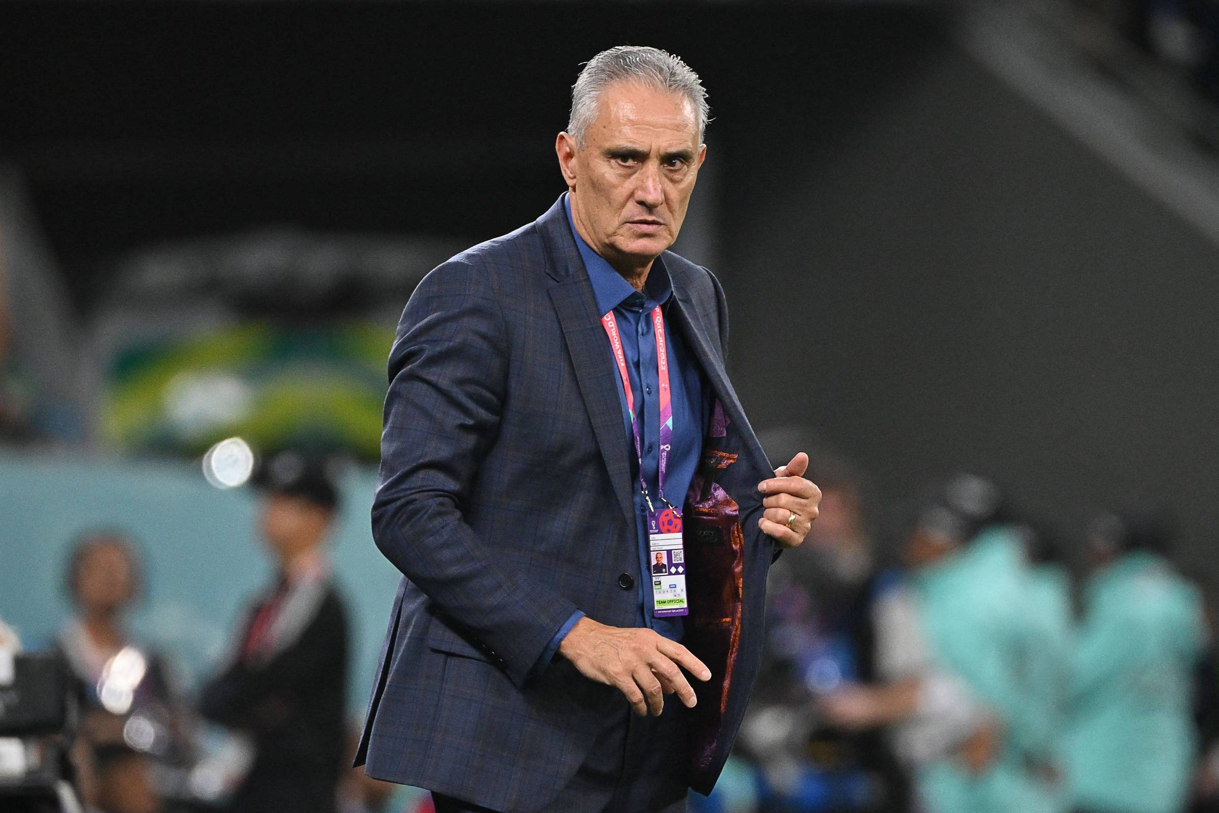 Em meio a reestruturação e crise financeira, Botafogo anuncia a contratação do técnico Tite
