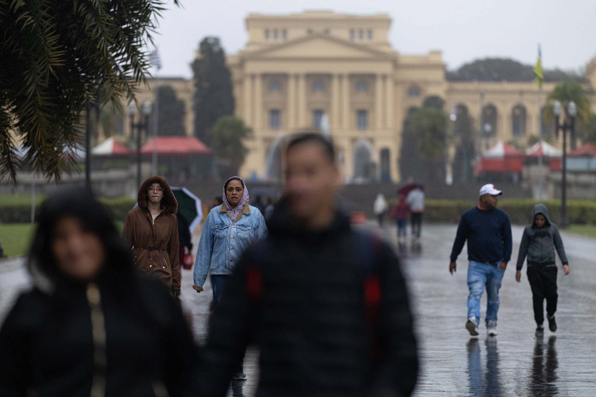 São Paulo tem previsão de quinta-feira fria e com muitas nuvens, mas tempo deve melhorar na sexta-feira