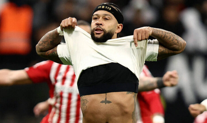Corinthians perde posição no Brasileirão após eliminação na Libertadores e pressão aumenta