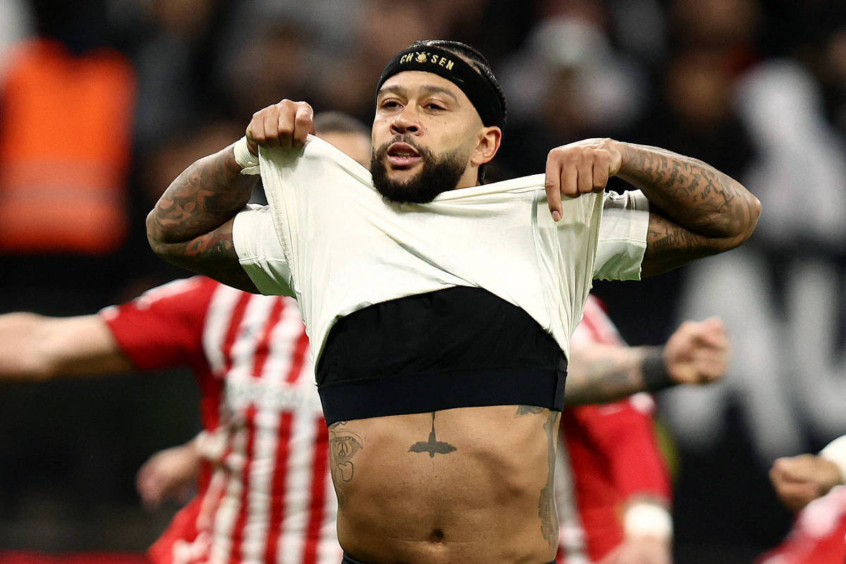 Corinthians perde posição no Brasileirão após eliminação na Libertadores e pressão aumenta