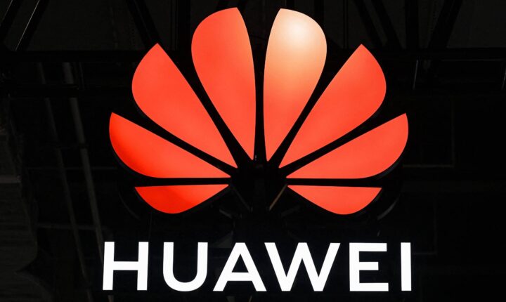 Huawei afirma que demanda por chips de IA supera oferta interna e limita vendas externas