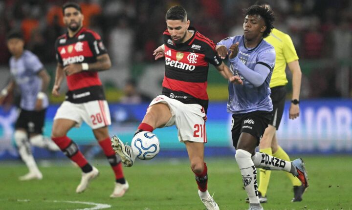 Flamengo empata com o Del Valle no Maracanã e garante vaga na semifinal da Libertadores
