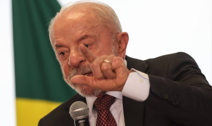 Lula afirma que crise no STF afeta reta final da eleição e atribui fraude do Banco Master a Bolsonaro