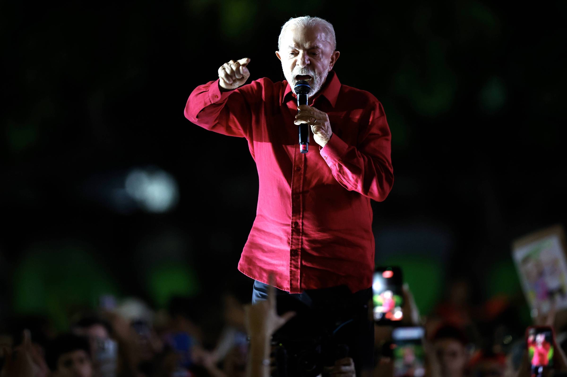Lula reajustou Bolsa Família após reunião com mulheres e críticas a custo de vida na campanha