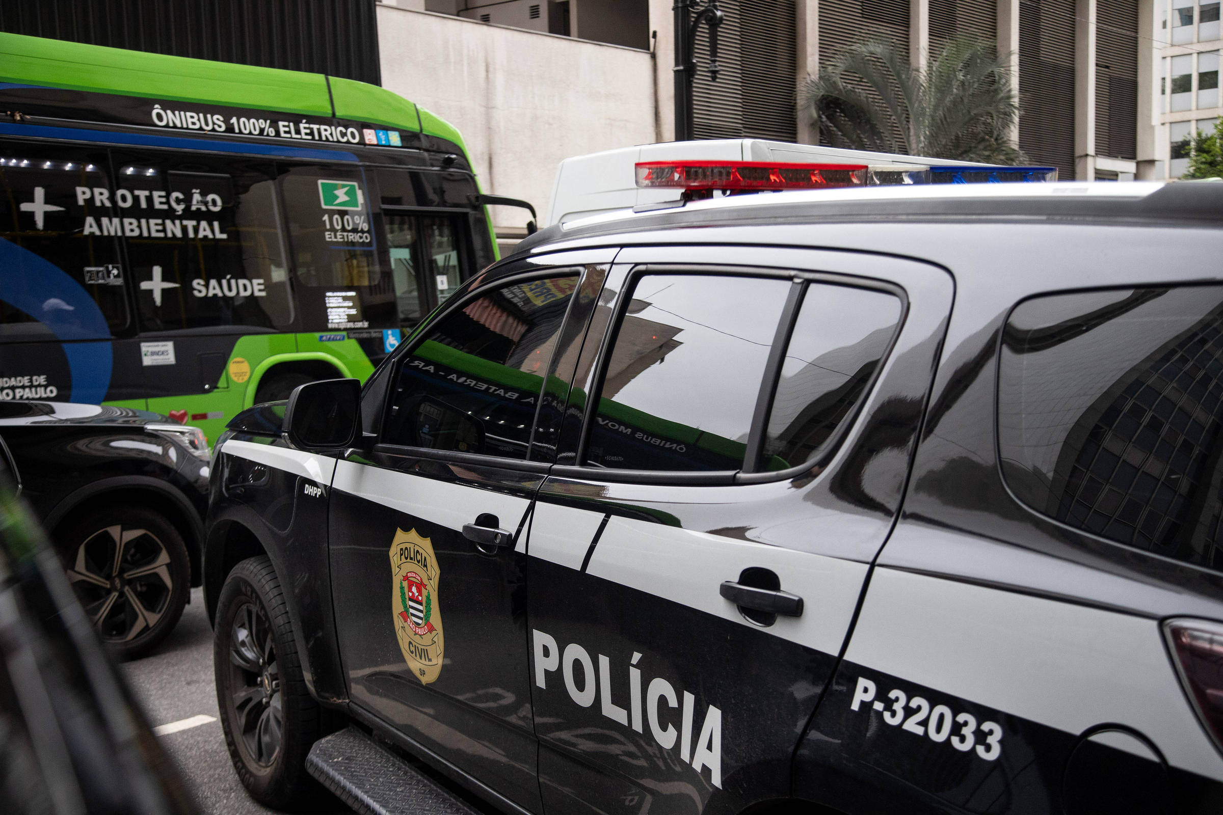 EUA podem impor novas sanções a pessoas e empresas no Brasil ligadas a PCC e CV