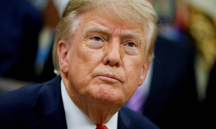 Trump anuncia criação de força-tarefa e planeja indicar ‘czar da IA’ nos EUA