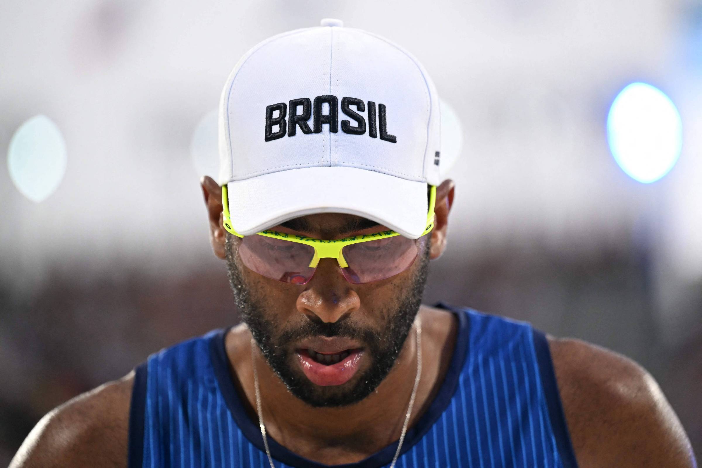 Organizações esportivas repudiam ataques racistas contra jogador de vôlei brasileiro na Argentina