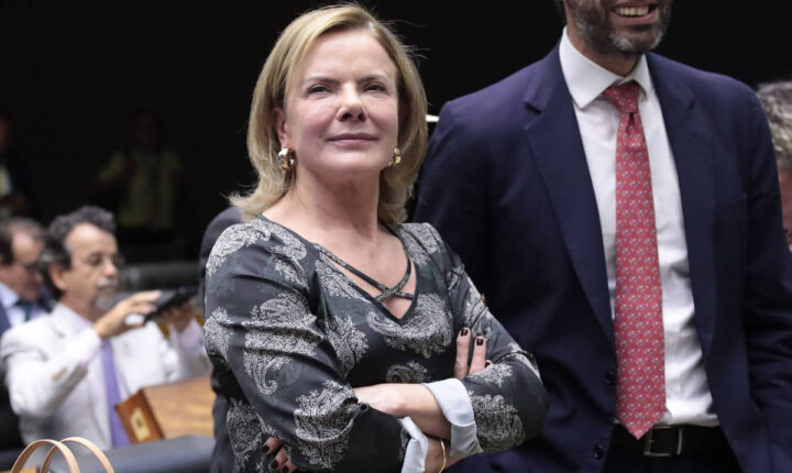 PT votou em bloco contra indicação de Moraes ao STF em 2017 e criticou perfil militante