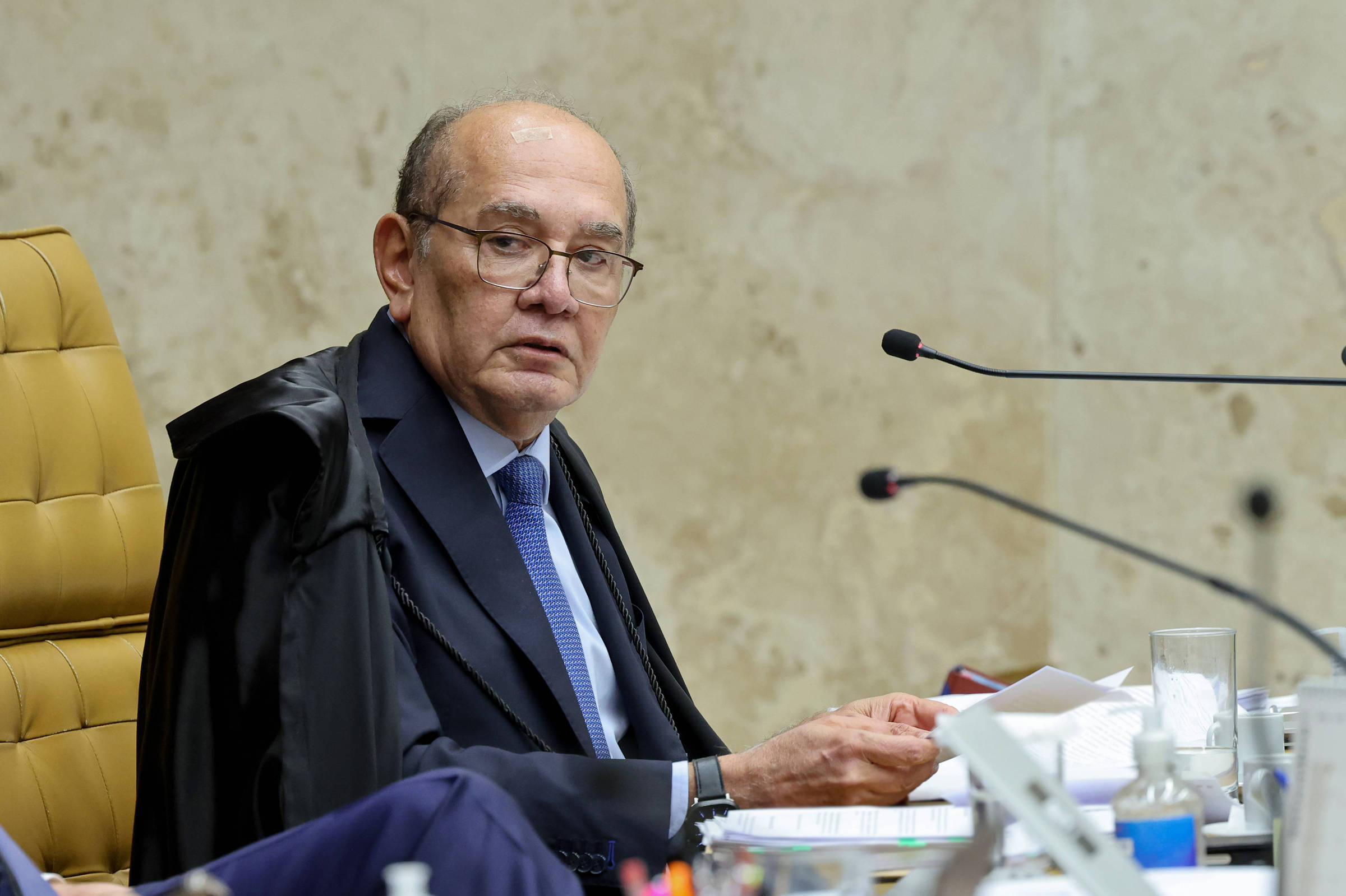 O STF em modo sobrevivência e os reflexos políticos da crise no Judiciário