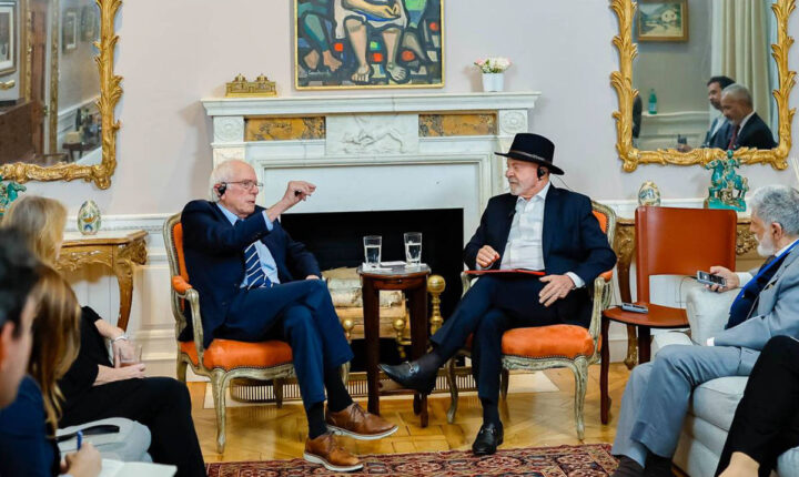 Progressistas dos EUA devem apoiar autodeterminação do Brasil, diz Bernie Sanders em encontro com Lula