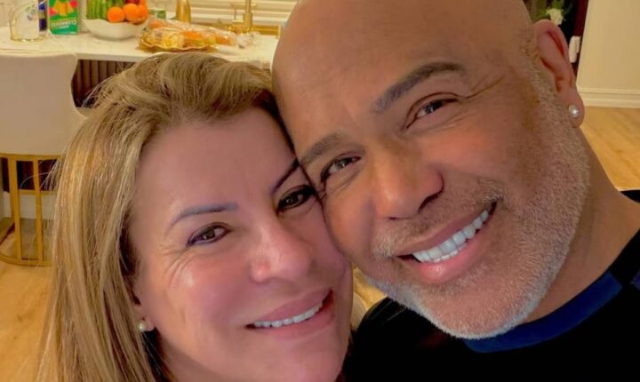 “Só peço que siga cuidando de mim”, diz mulher de Rick ao lamentar morte do cantor