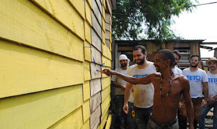 Organização Teto constrói casas para população hipervulnerável em São Paulo