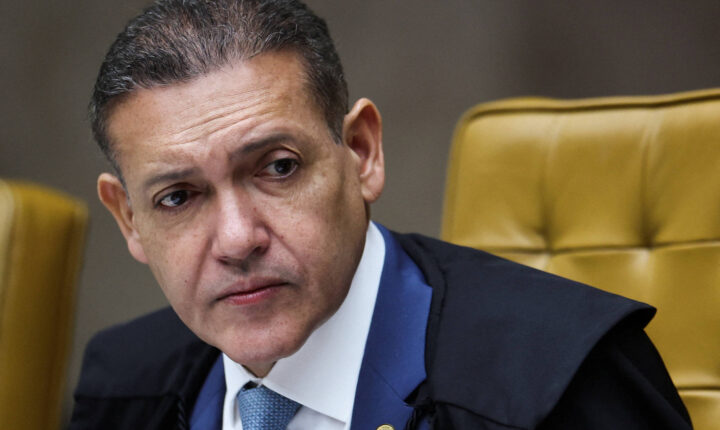 Presidente do TSE, Kassio Nunes ignora risco de interferência dos EUA nas eleições